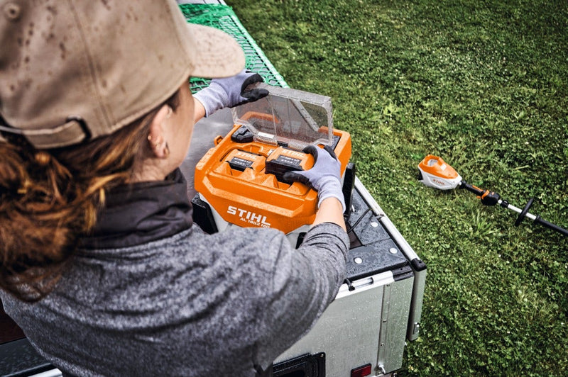 STIHL AL1802MO Battery Charger ALLPRO Batteries - High-Speed Charger EA104305505