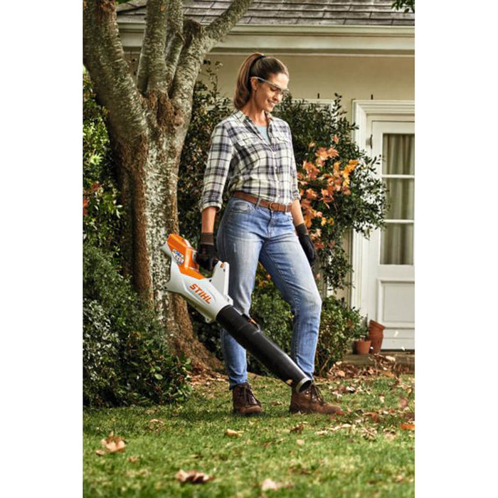 STIHL BGA 60 Kit Supplied with AL 101 Charger & AK 30 Battery BA04 011 5944