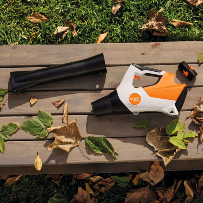 STIHL BGA 30 Kit Supplied with AL 1 charger & 2x AS 2 Batteries BA08 011 5916