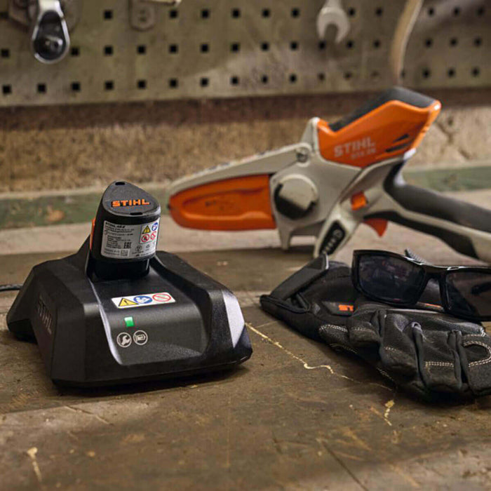 STIHL AL 5, 230 V Quick Charger EA03 430 5705