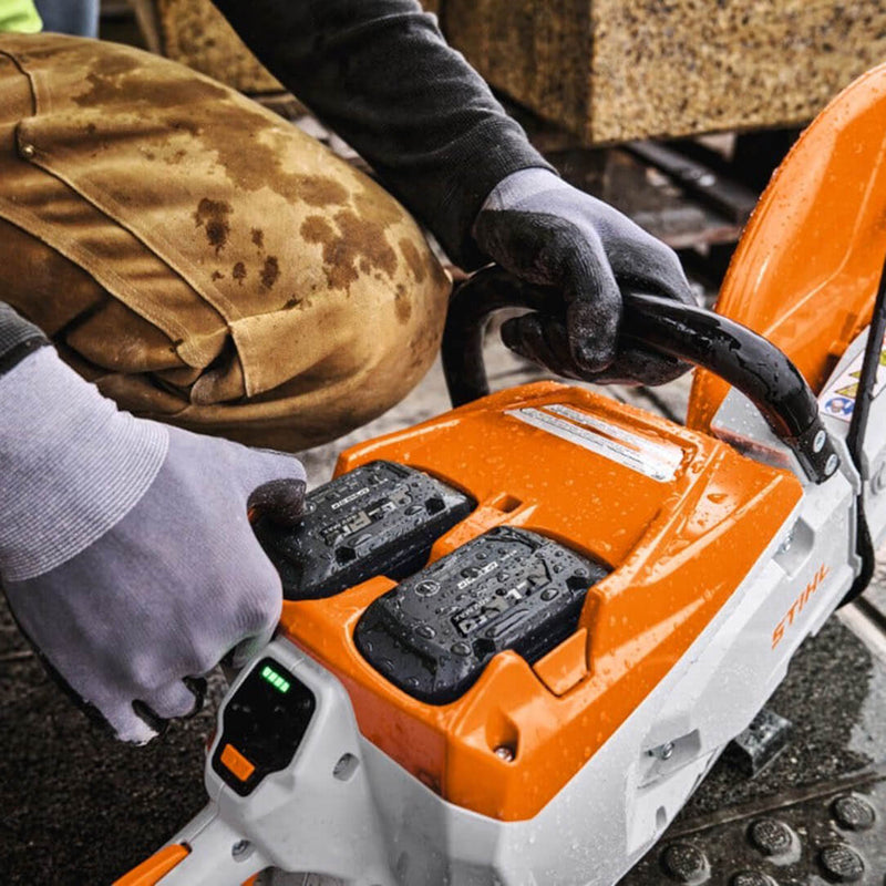 STIHL ALLPRO Tabless Cell Technology Battery AP300.0P - EA134006523