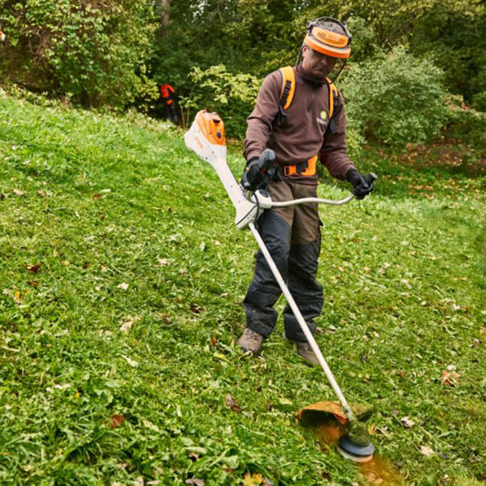 STIHL FSA 200 AUTOCUT 26-2 SKIN Battery Brushcutter AP System FA03 200 000