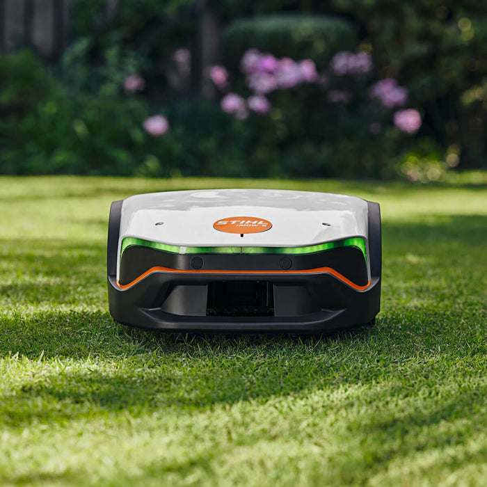 STIHL imow® 7 Robotic Mower for Automatic Lawn Care IA01 011 1465