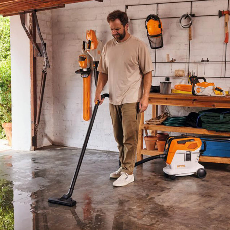 Stihl SEA60.0 L Battery Vacuum Cleaner SA040117300 Skin