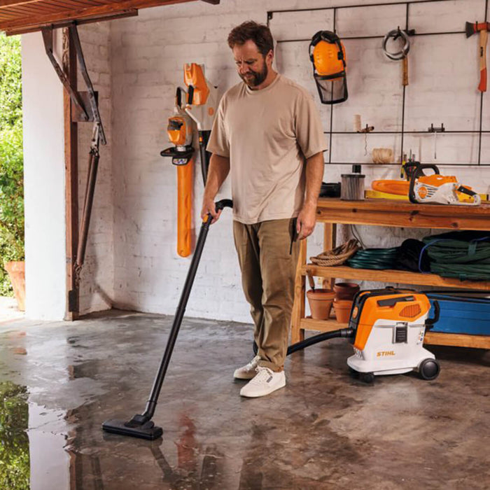 Stihl SEA60.0 L Battery Vacuum Cleaner SA040117300 Skin