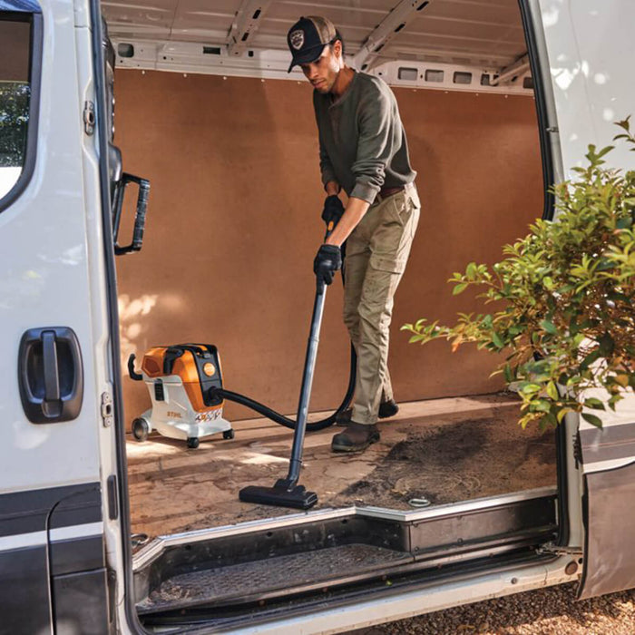 Stihl SEA100.0 L Battery Vacuum Cleaner SA040117310 Skin