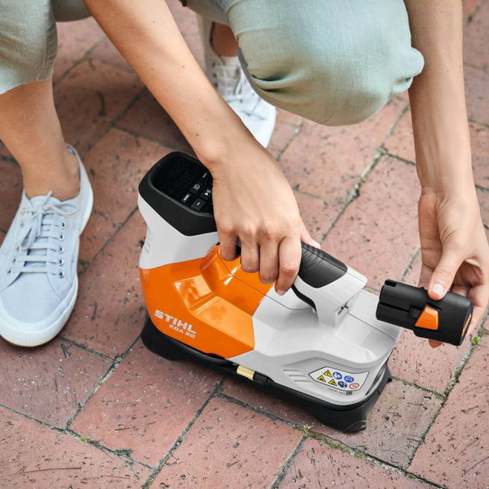 STIHL SA06 011 8200 KOA 20.0 Battery compressor - Skin Only