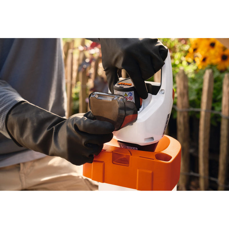 STIHL SGA30 Battery Sprayer Kit SA090117013